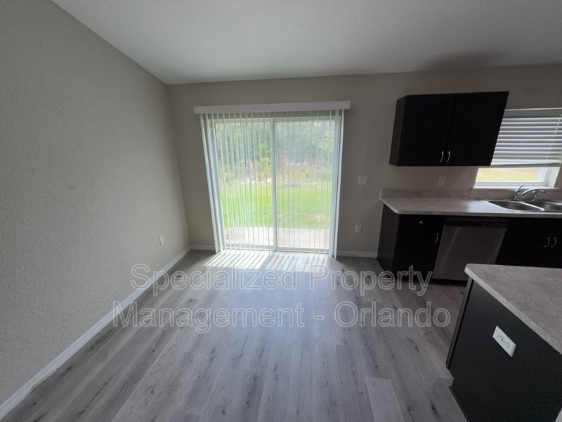 1369 W Dolores Dr - Photo 5 of 11