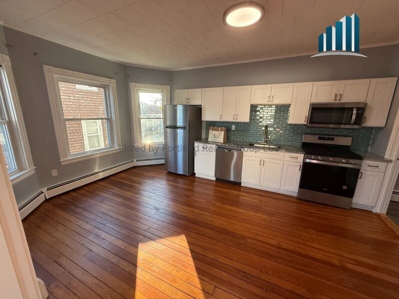 76 Stetson St #2F - Photo 4 of 21
