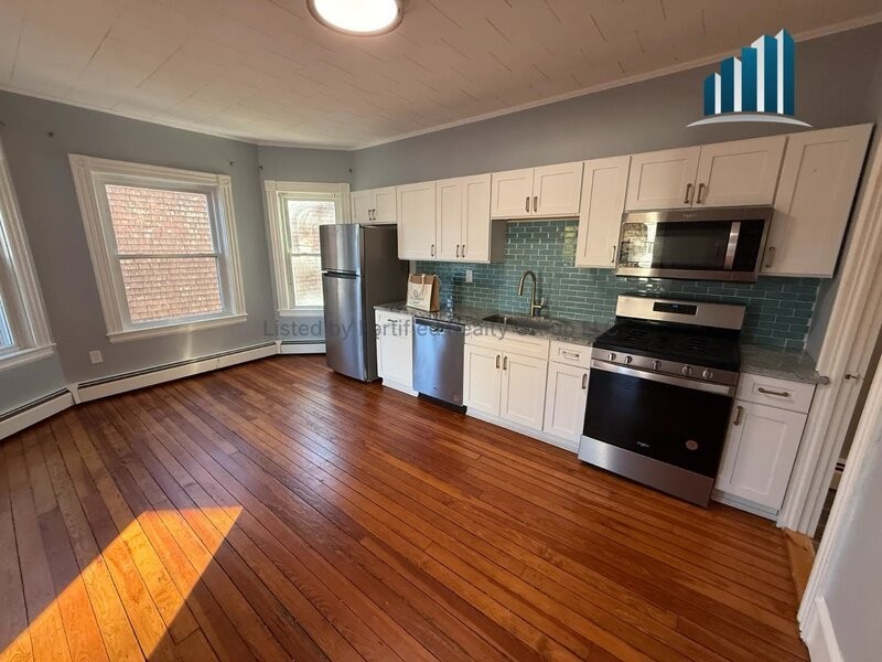 76 Stetson St #2F - Photo 6 of 21