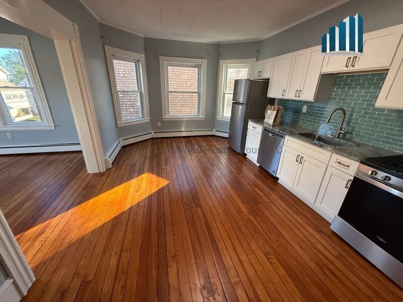 76 Stetson St #2F - Photo 7 of 21