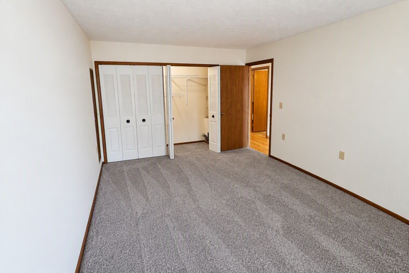 565 Leisure Ln - Photo 7 of 18