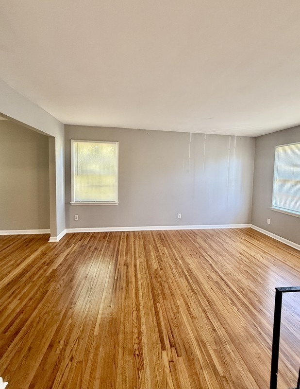 6119 Trent Dr Nw - Photo 3 of 23