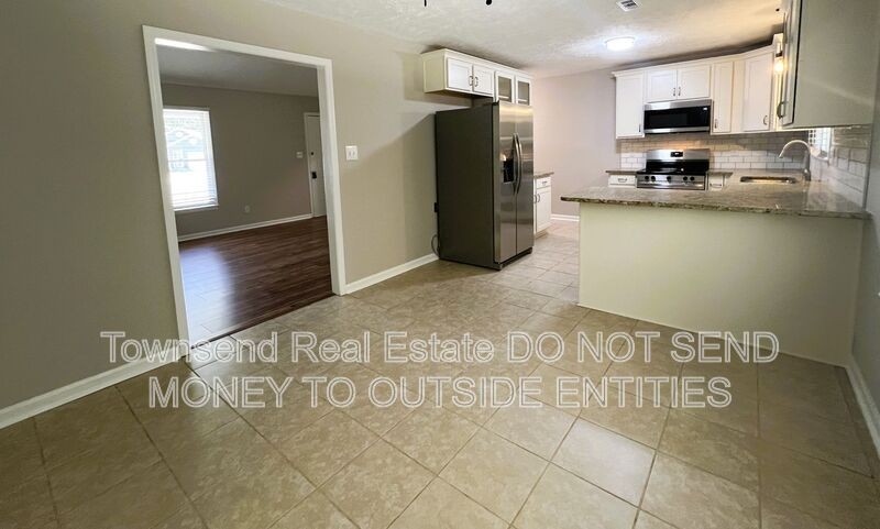 4118 Trelawney Dr - Photo 5 of 16