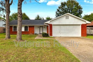 featured image of 2078 Camp Wilkes Rd