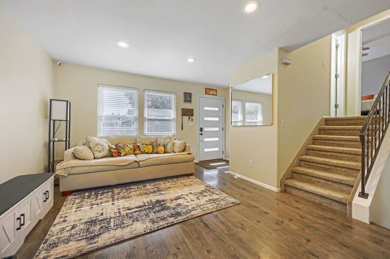 6658 Noble St - Photo 2 of 16
