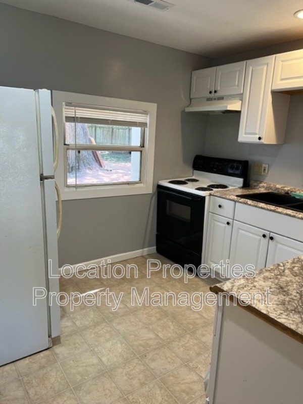 2226 Ohio St - Photo 4 of 10