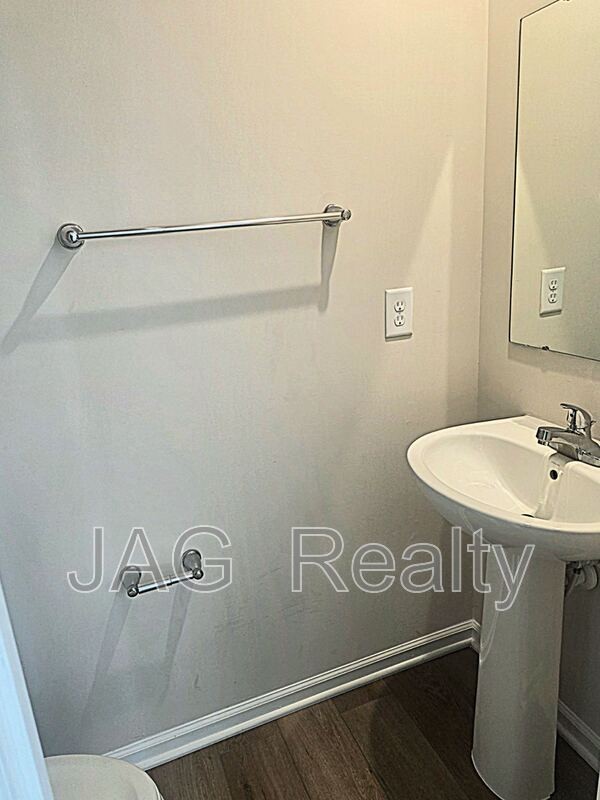 8005 Mulberry Glen Ln - Photo 7 of 26