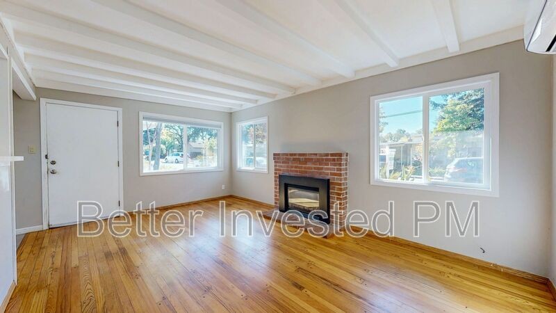 311 Lomitas Ln - Photo 6 of 22