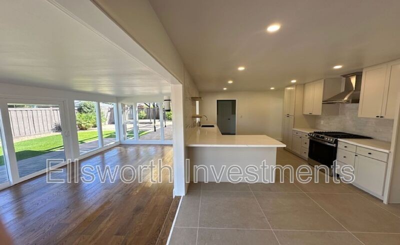 6034 Lancaster Dr - Photo 3 of 14