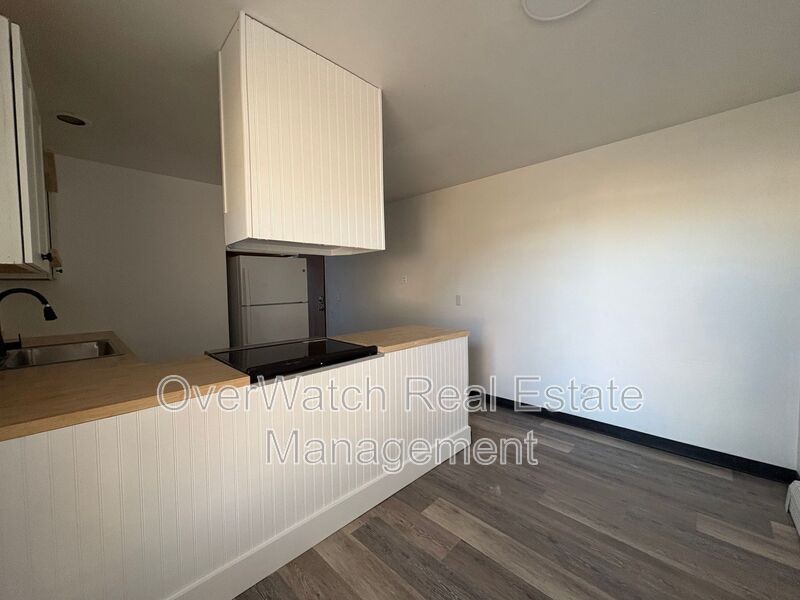 3925 E 9th Ave #3 - Photo 4 of 18