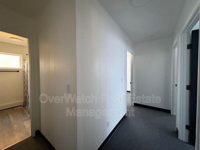 3925 E 9th Ave #3 - Photo 5 of 18