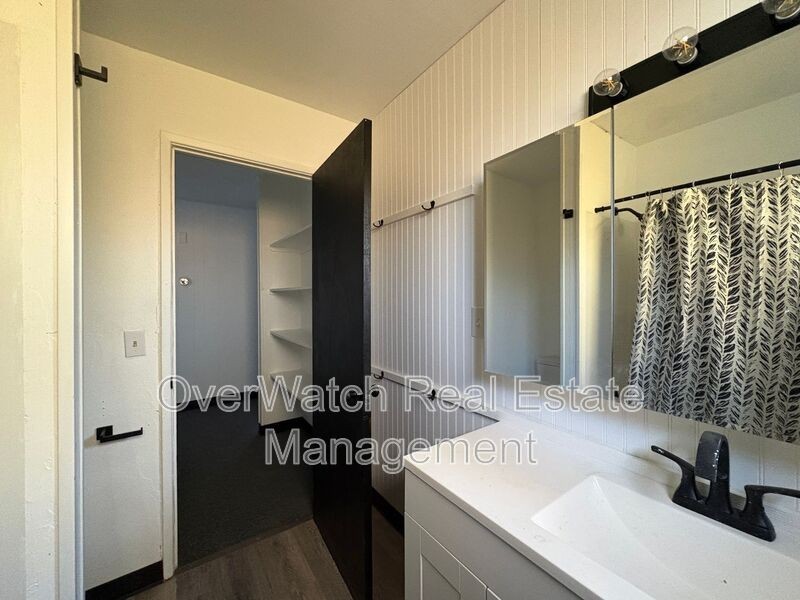 3925 E 9th Ave #3 - Photo 7 of 18