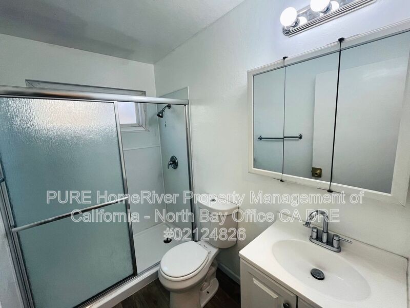150 Oak Manor Ct #D - Photo 6 of 10