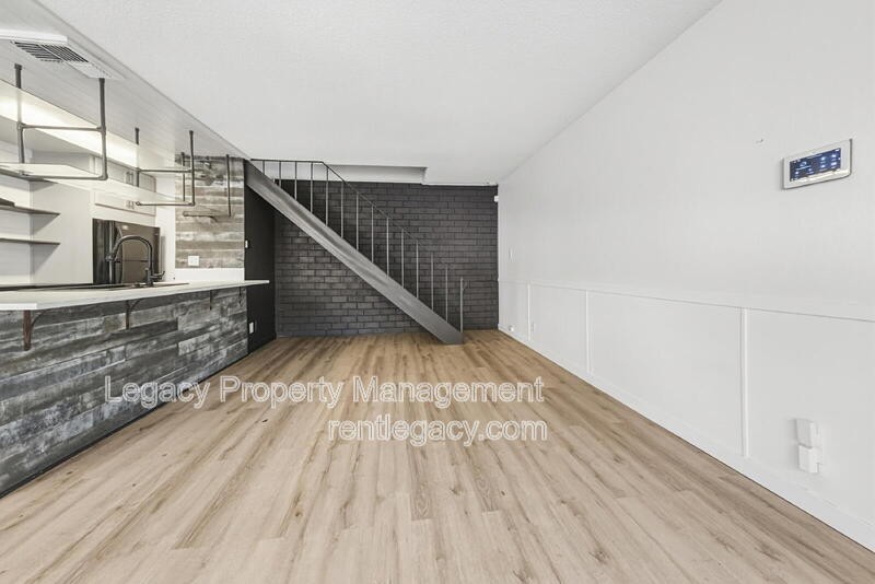 5146 Connecticut Dr #2 - Photo 6 of 14
