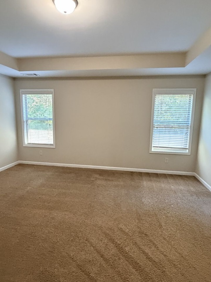 1354 Trailridge Way - Photo 5 of 12