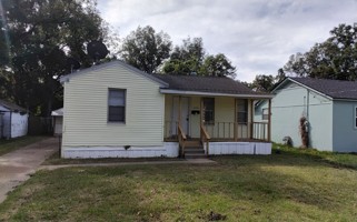 featured image of 2334 Julia St