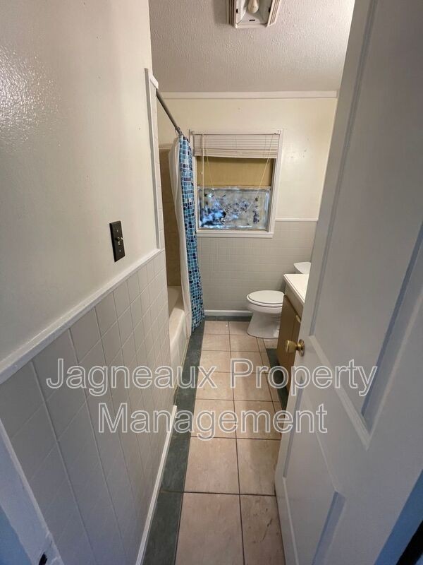 1217 Sage Dr - Photo 7 of 9