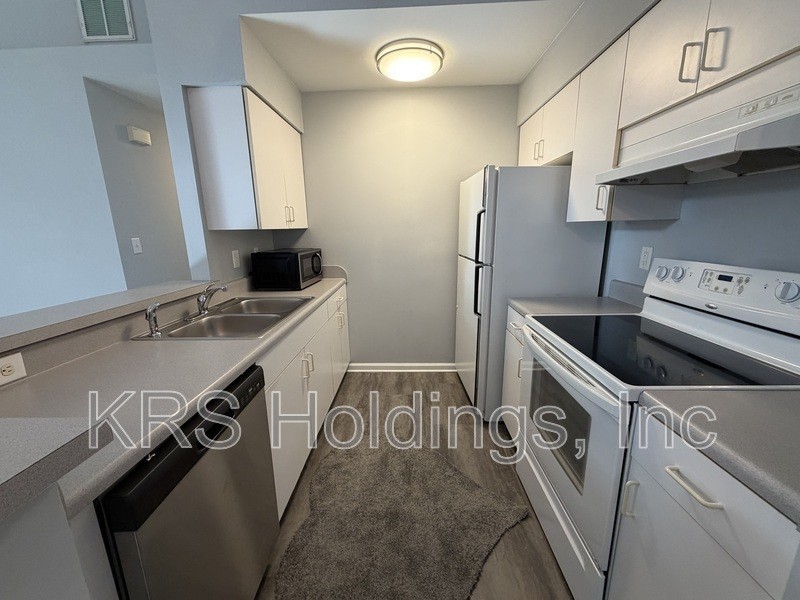 910 Rue Marseille - Photo 3 of 12
