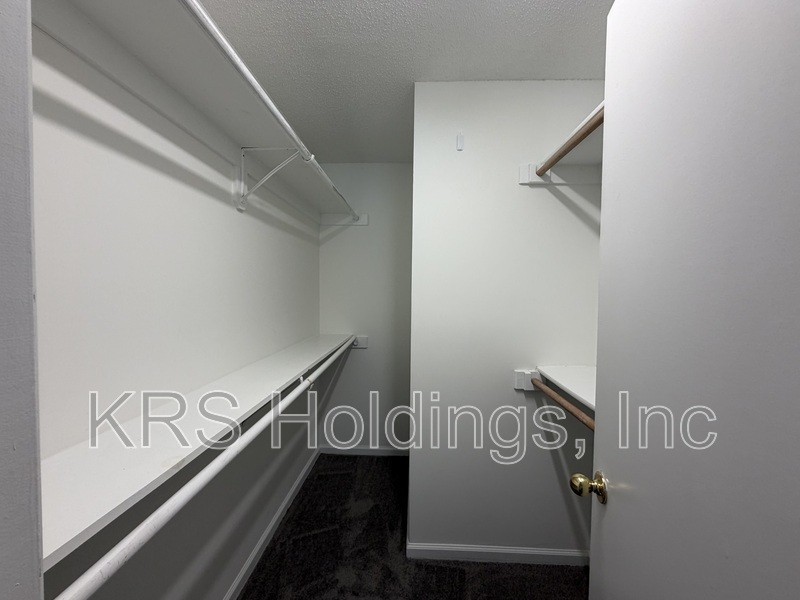 910 Rue Marseille - Photo 7 of 12