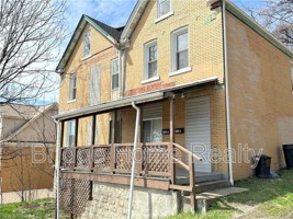 featured image of 802 13th St #1