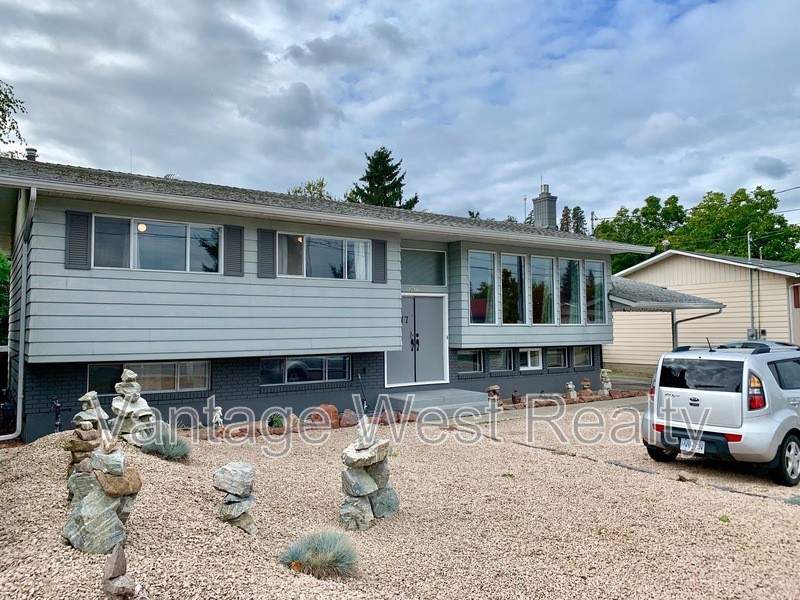 2677A Springfield Rd - Photo 2 of 39