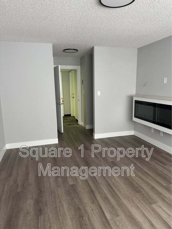 9138-82 Avenue #102 - Photo 2 of 3