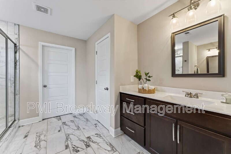 488 Kinslow Ct - Photo 5 of 42