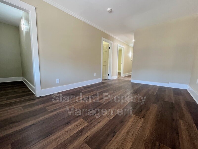 501 Plymouth Ave #2-2ndFL - Photo 2 of 11