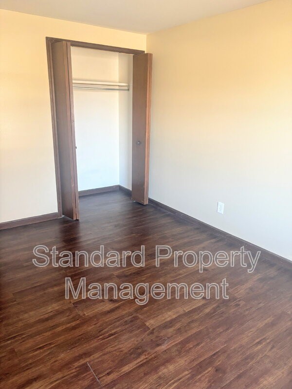 364 Robert Dr #4 - Photo 6 of 7