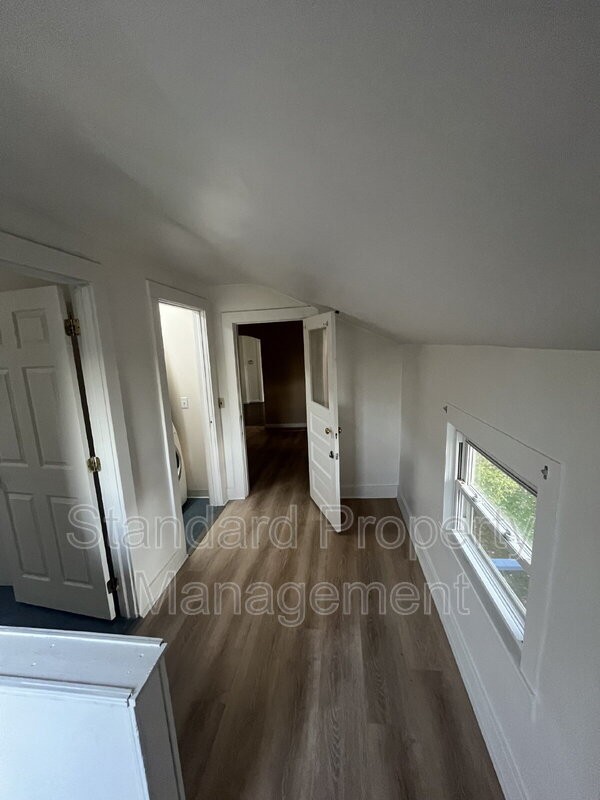 551 Paul Rd - Photo 2 of 24
