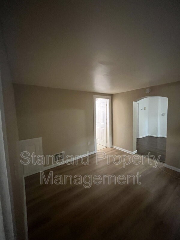 551 Paul Rd - Photo 7 of 24
