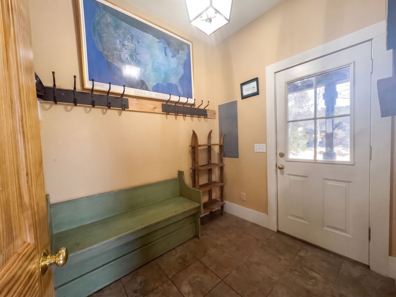 212 N French St - Photo 4 of 15