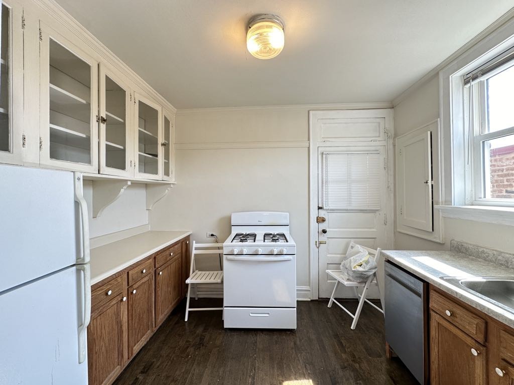 918 Green Bay Rd #3D - Photo 2 of 21