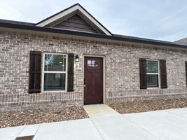 featured image of 1109 S Spring St