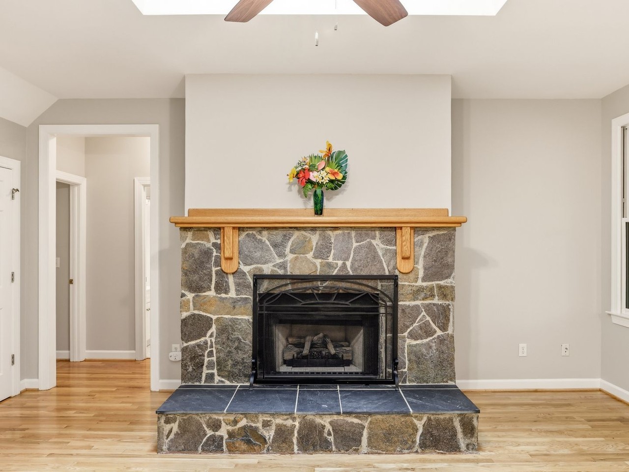 10 Sourwood Ln - Photo 6 of 50
