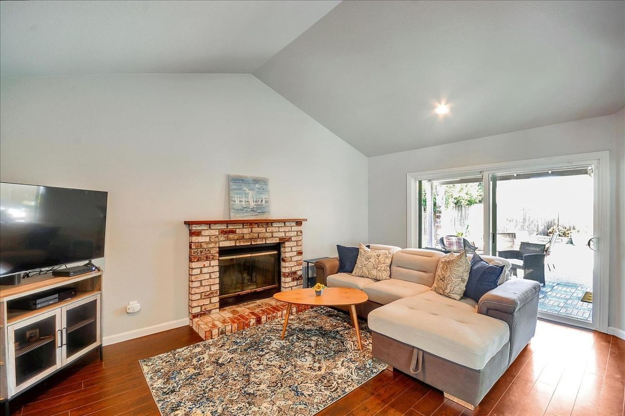 8332 Cutler Way - Photo 4 of 29