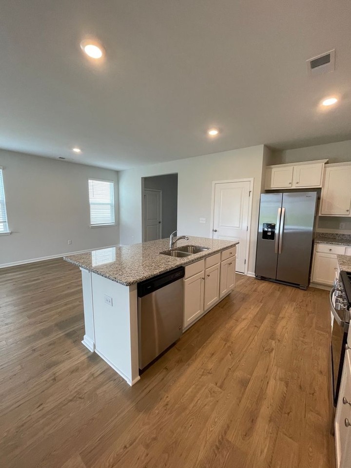 2610 Orion Loop - Photo 5 of 20