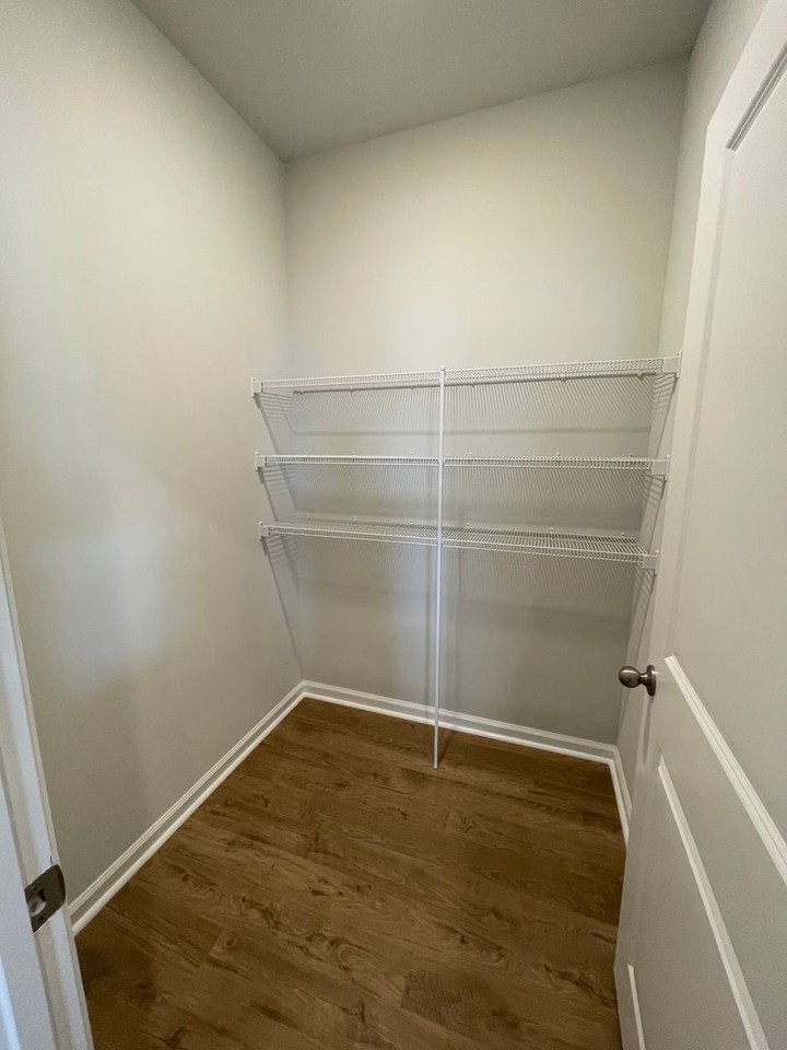 2610 Orion Loop - Photo 6 of 20
