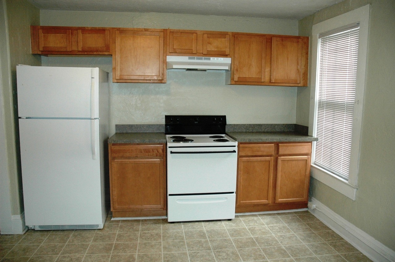 1918 Nw 1st Ave - Photo 6 of 10