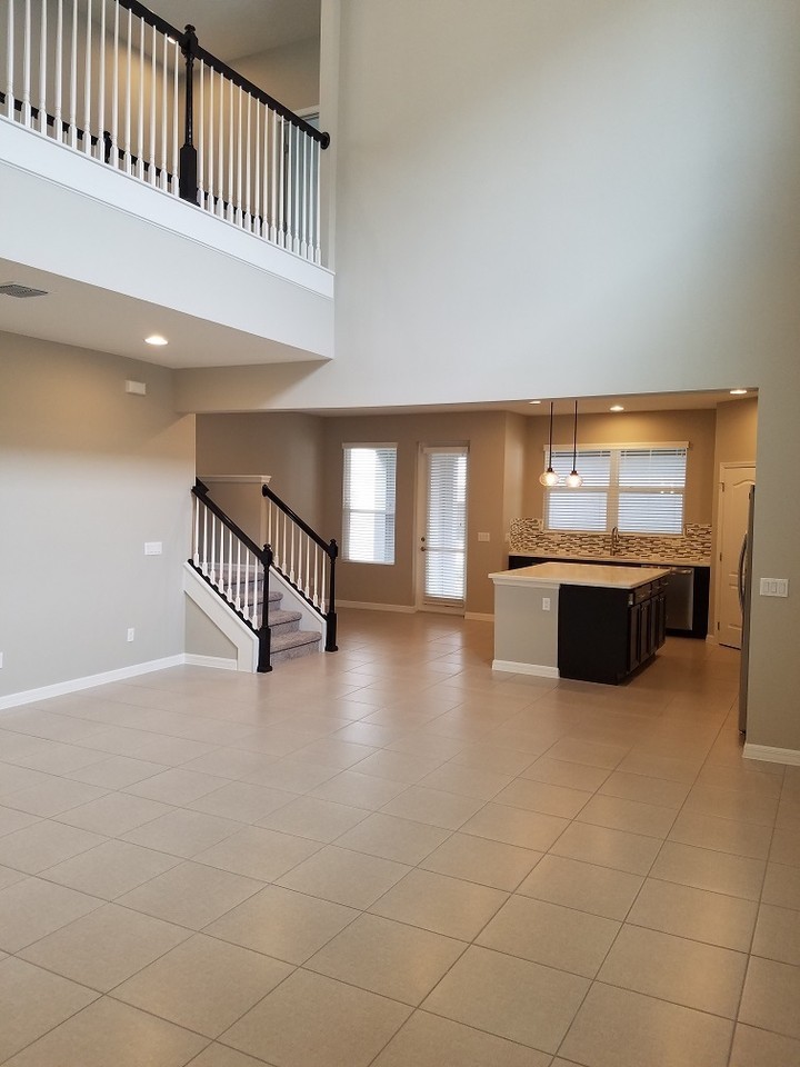 5638 Thomas Square Dr - Photo 2 of 23