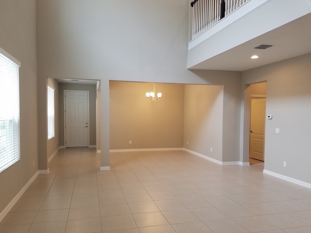 5638 Thomas Square Dr - Photo 4 of 23