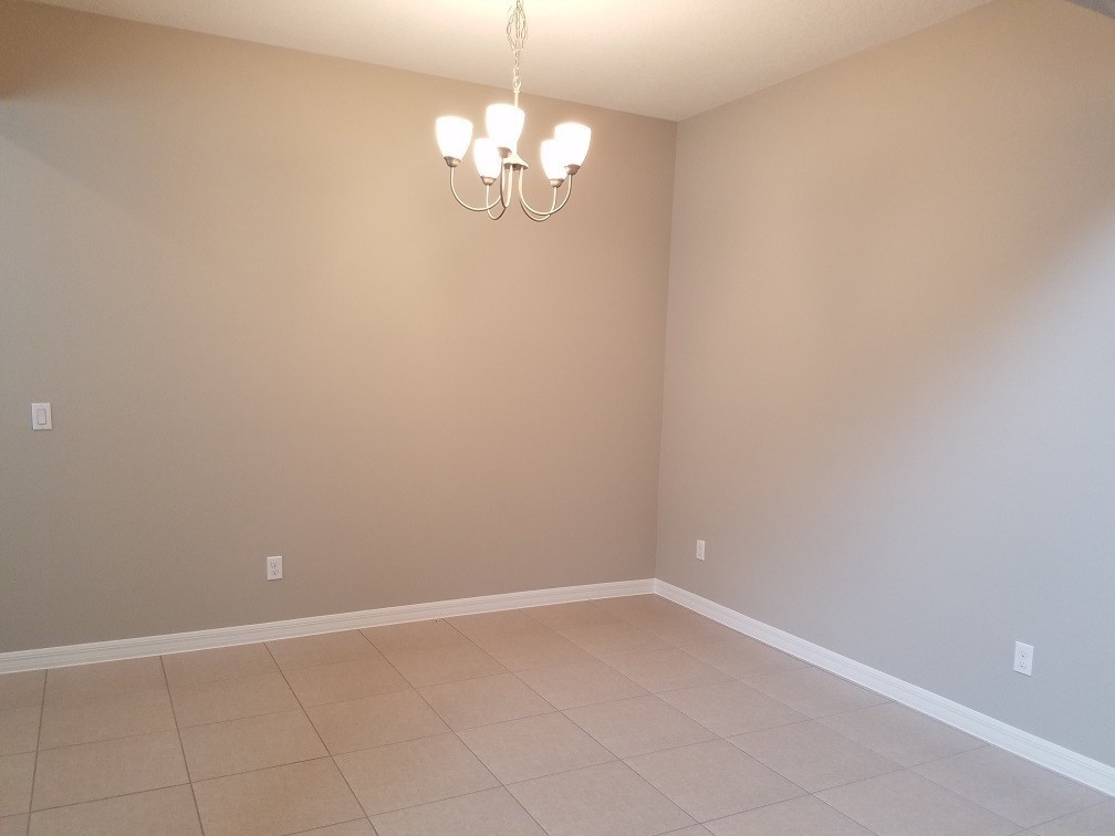 5638 Thomas Square Dr - Photo 6 of 23
