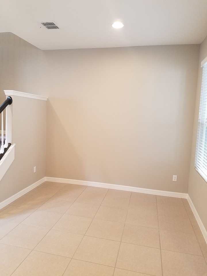 5638 Thomas Square Dr - Photo 7 of 23