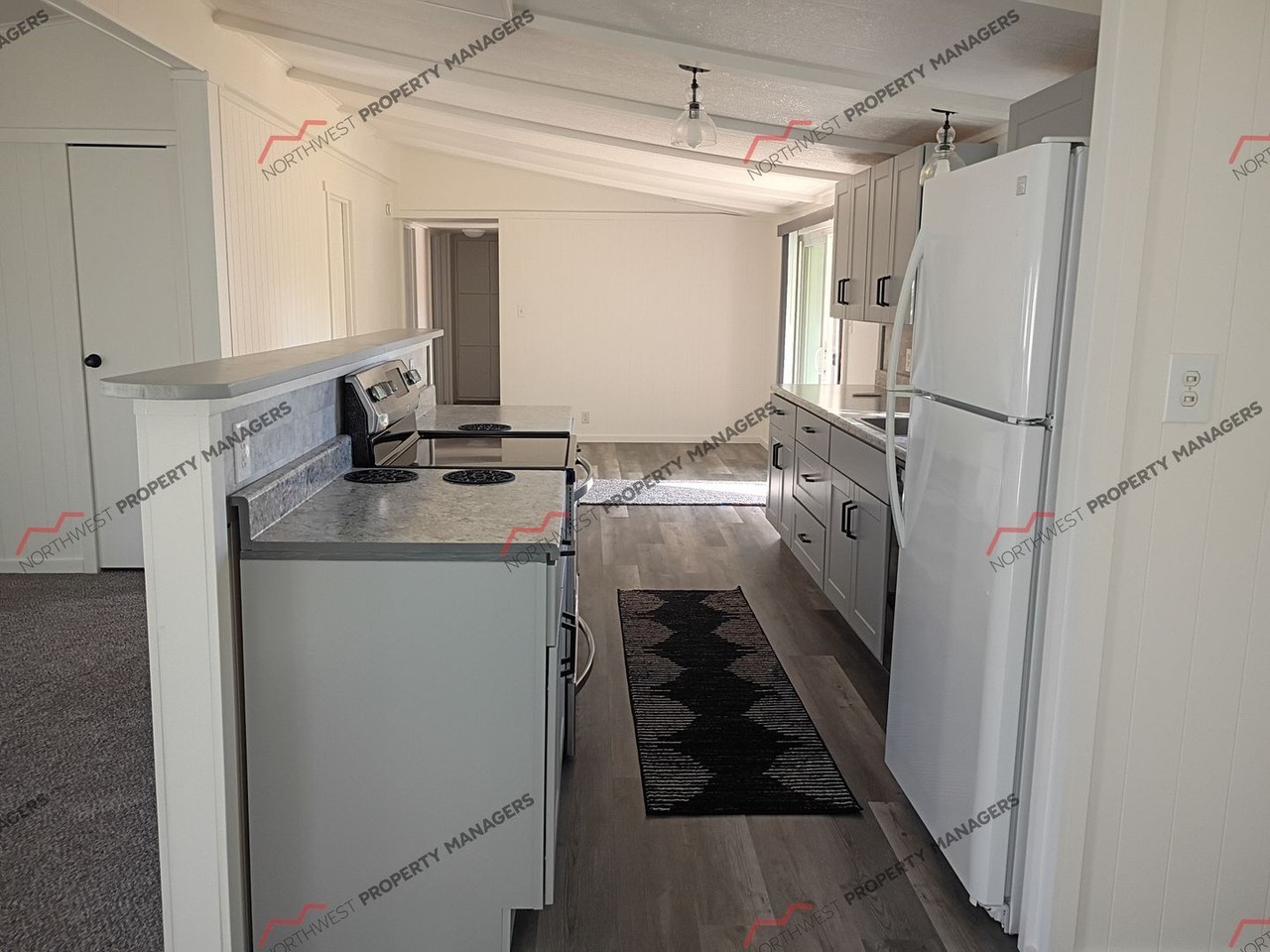442 Gore Rd - Photo 6 of 18