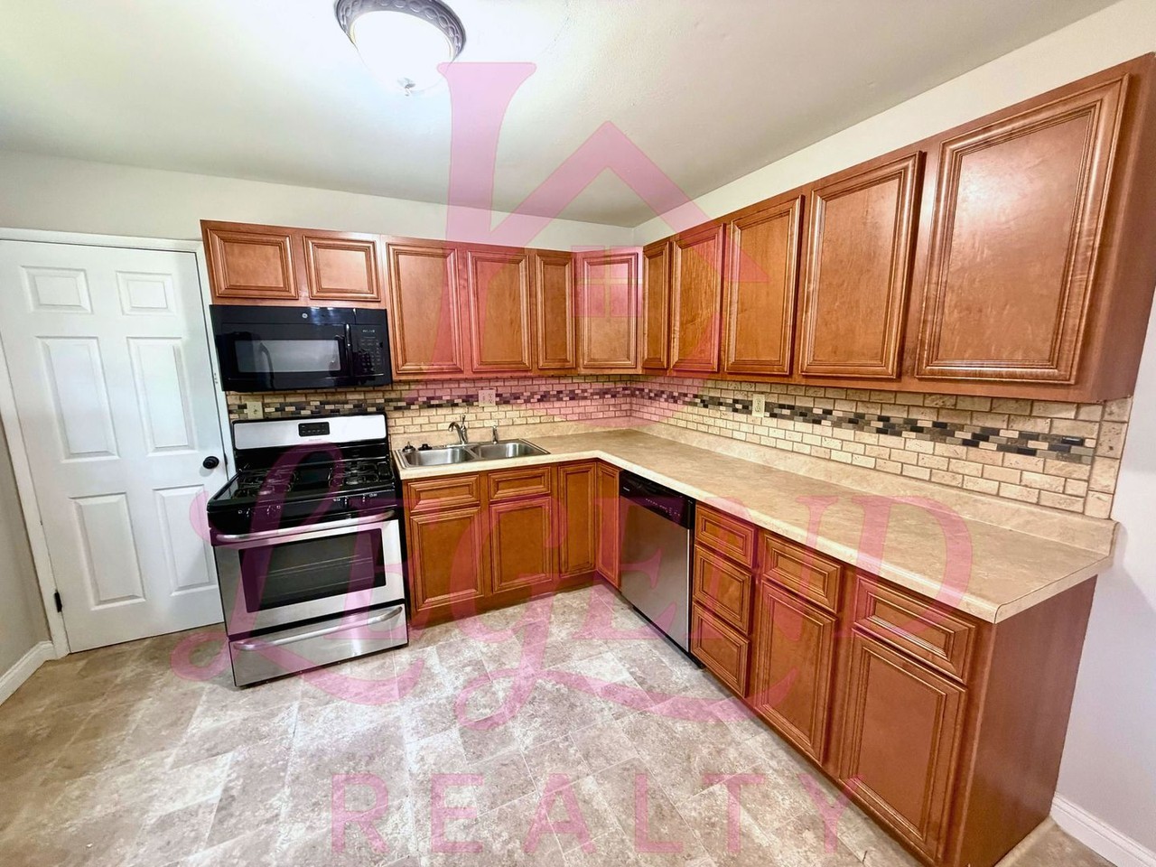 3 Fern Dr - Photo 6 of 19