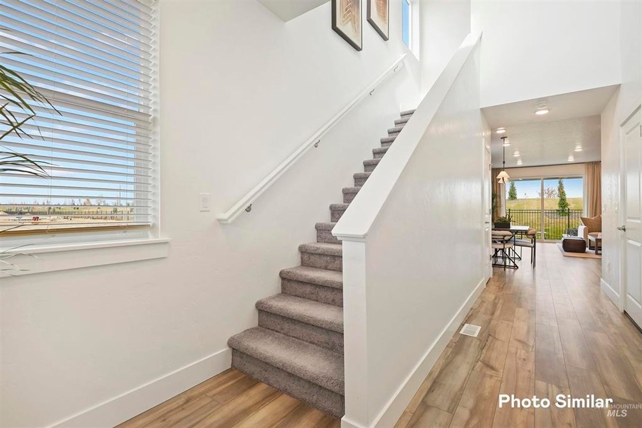 8100 W Virginia City St - Photo 2 of 31