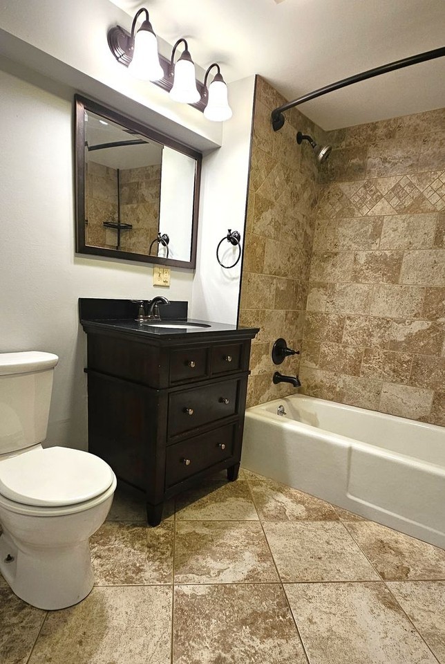 86 Marble Ave - Photo 5 of 10