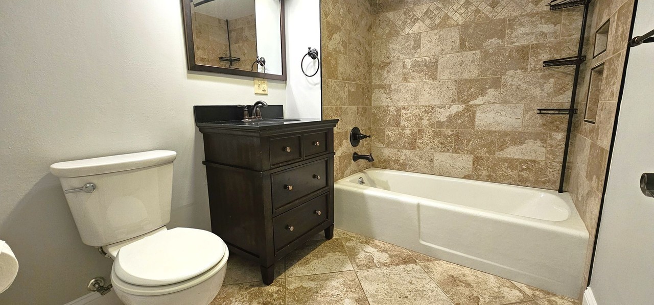 86 Marble Ave - Photo 6 of 10