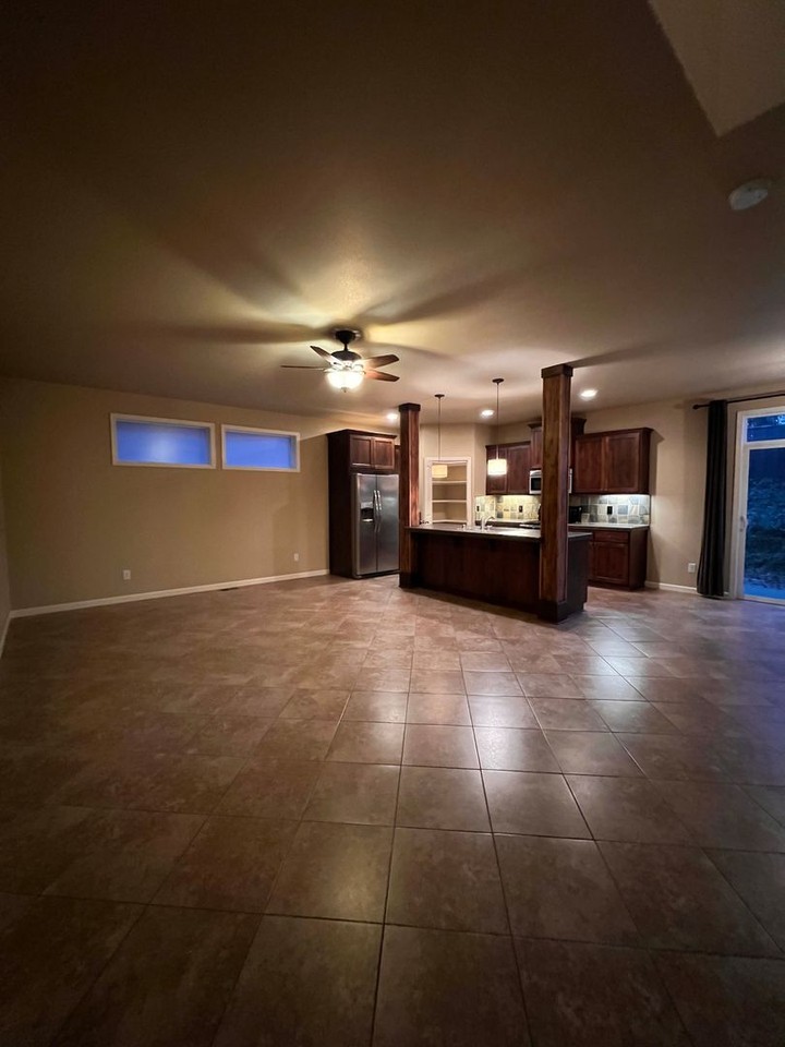 4513 Ne 91st Way - Photo 4 of 27