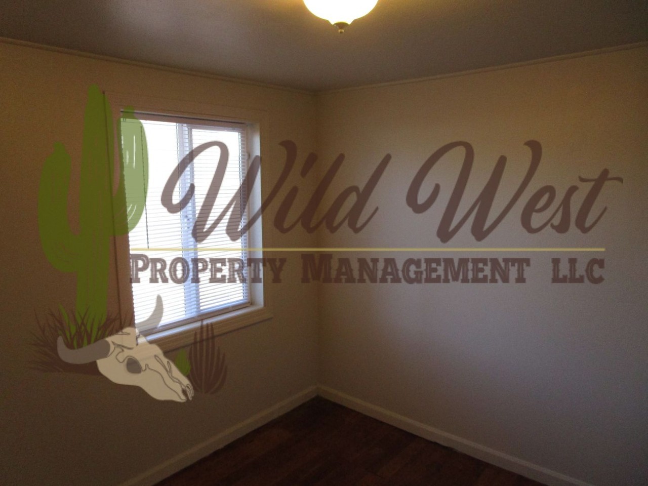 691 Nw 9th St - Photo 7 of 11
